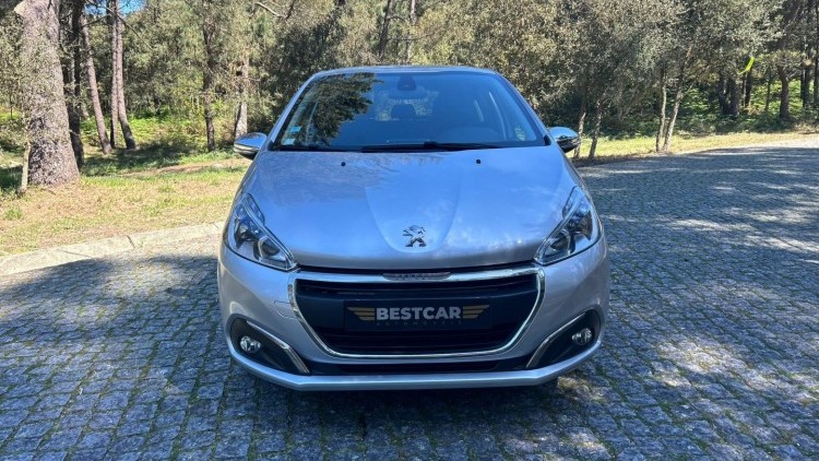 Peugeot 208 1.2 PureTech Style