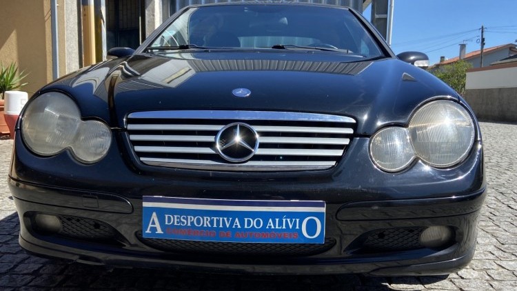 Mercedes-Benz Classe C 220 CDI COUPE