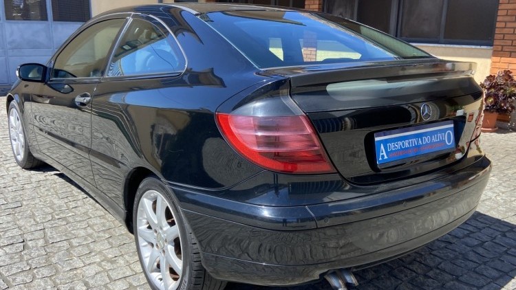 Mercedes-Benz Classe C 220 CDI COUPE