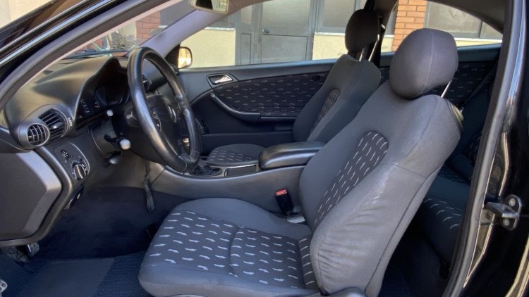 Mercedes-Benz Classe C 220 CDI COUPE