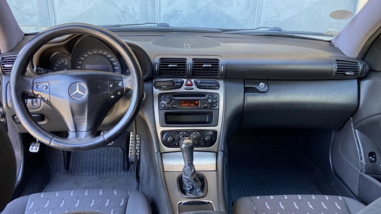 Mercedes-Benz Classe C 220 CDI COUPE