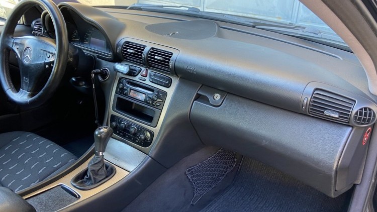 Mercedes-Benz Classe C 220 CDI COUPE