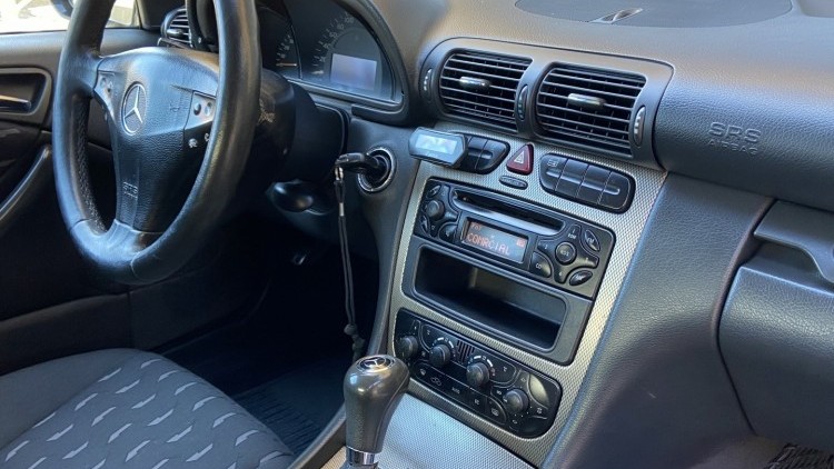 Mercedes-Benz Classe C 220 CDI COUPE