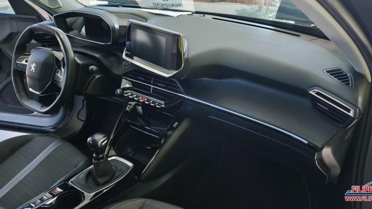 Peugeot 2008 1.5 BLUE HDI ALLURE