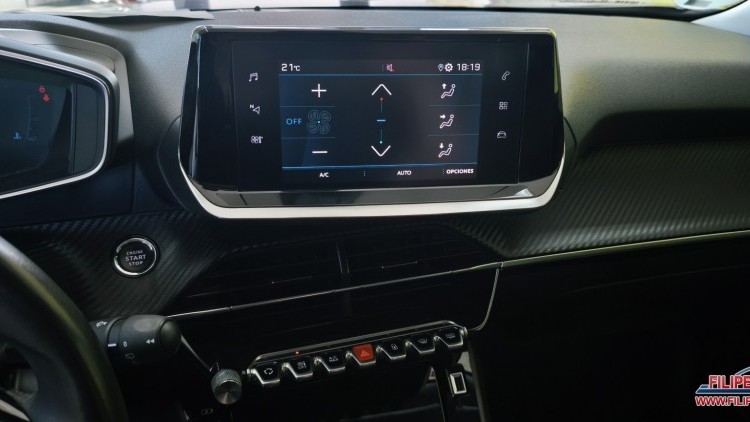 Peugeot 2008 1.5 BLUE HDI ALLURE