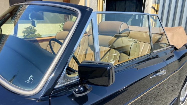 Rolls Royce Corniche CONVERTIBLE