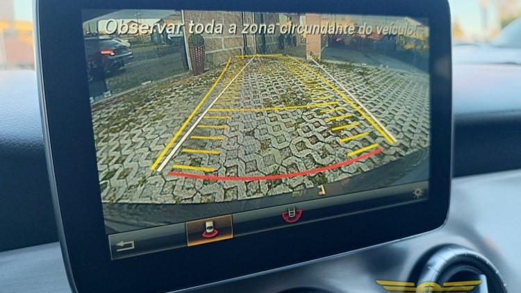 Mercedes-Benz Classe CLA 180 AMG