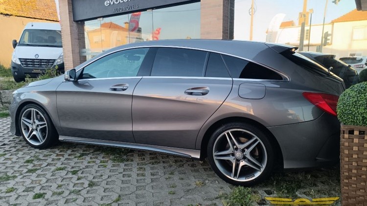 Mercedes-Benz Classe CLA 180 AMG