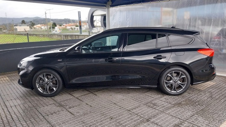 Ford Focus SW St Line