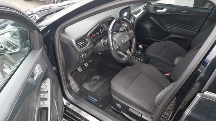 Ford Focus SW St Line