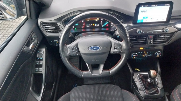Ford Focus SW St Line