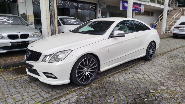 Mercedes-Benz Classe E 250 CDI Coup&eacute; AMG Line