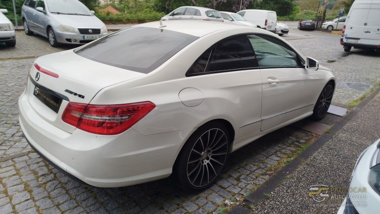 Mercedes-Benz Classe E 250 CDI Coup&eacute; AMG Line
