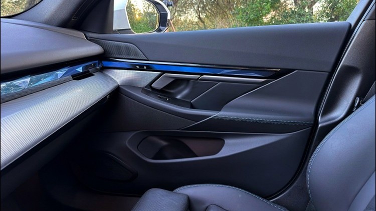 BMW S&eacute;rie I - I5 Pack M