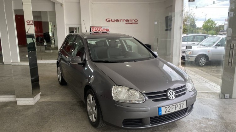 Volkswagen Golf 1.4 16v (100 MIL KMs)