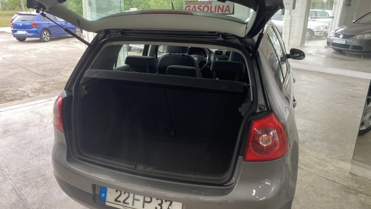 Volkswagen Golf 1.4 16v (100 MIL KMs)