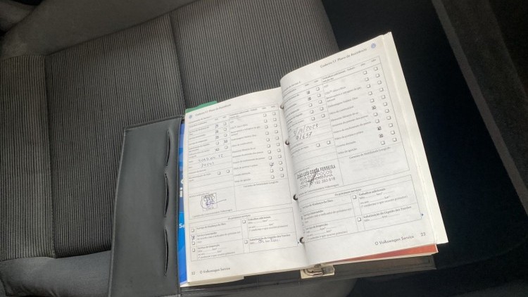 Volkswagen Golf 1.4 16v (100 MIL KMs)