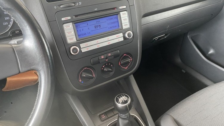 Volkswagen Golf 1.4 16v (100 MIL KMs)