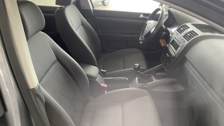 Volkswagen Golf 1.4 16v (100 MIL KMs)