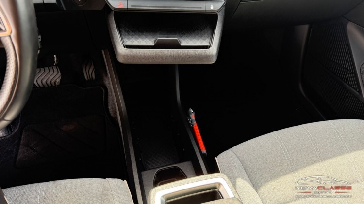 Renault M&eacute;gane E-Tech EQUILIBRE 5D