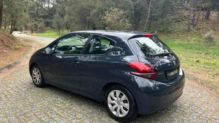 Peugeot 208 1.2 PureTech