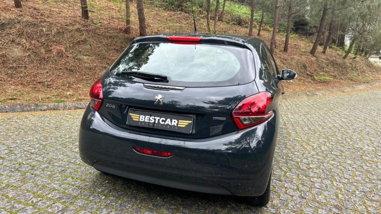Peugeot 208 1.2 PureTech