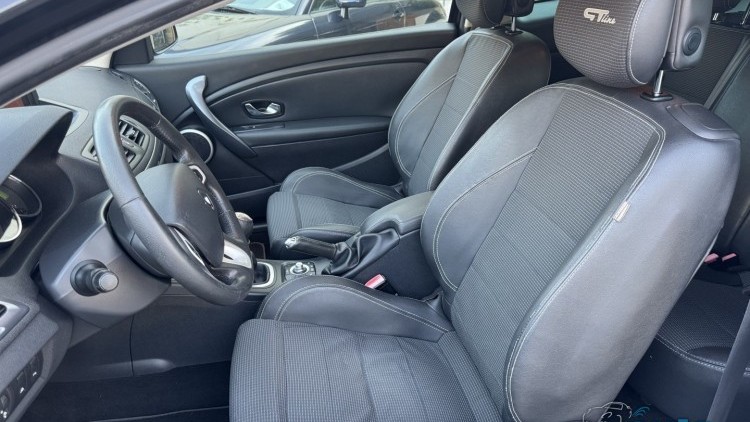 Renault M&eacute;gane Coupe 1.5 Dci