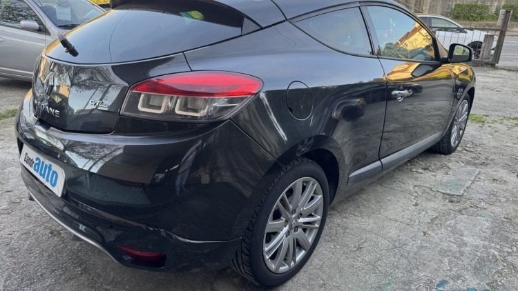 Renault M&eacute;gane Coupe 1.5 Dci