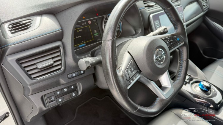 Nissan Leaf 62 kWh Business