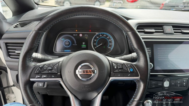 Nissan Leaf 62 kWh Business