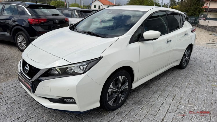 Nissan Leaf 62 kWh Business