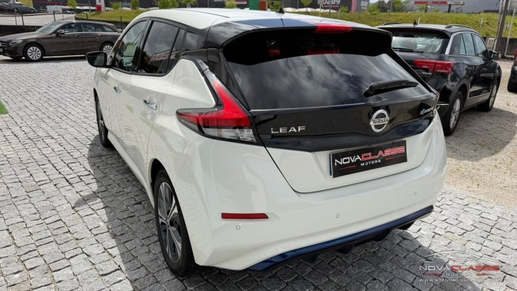 Nissan Leaf 62 kWh Business
