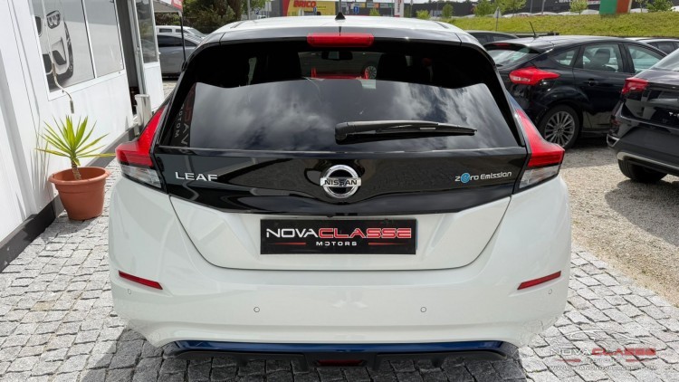 Nissan Leaf 62 kWh Business