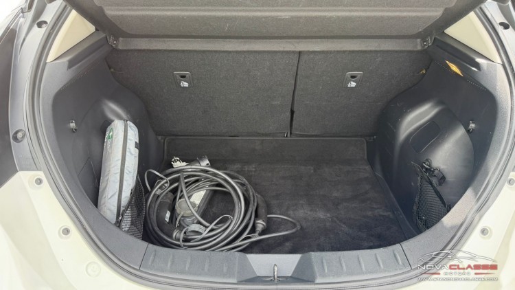 Nissan Leaf 62 kWh Business