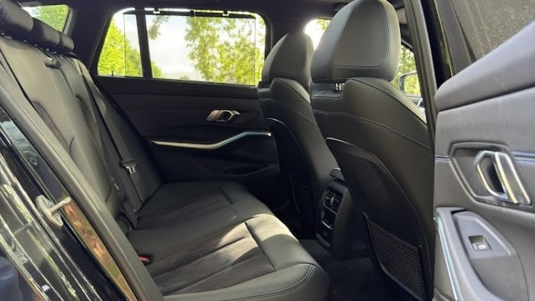 BMW S&eacute;rie 3 - 320 e Touring Pack M Full Extras