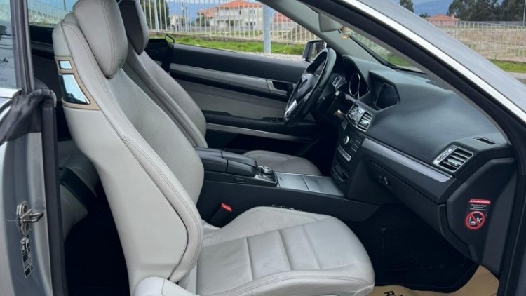 Mercedes-Benz Classe E 250 BI TURBO CABRIO AMG