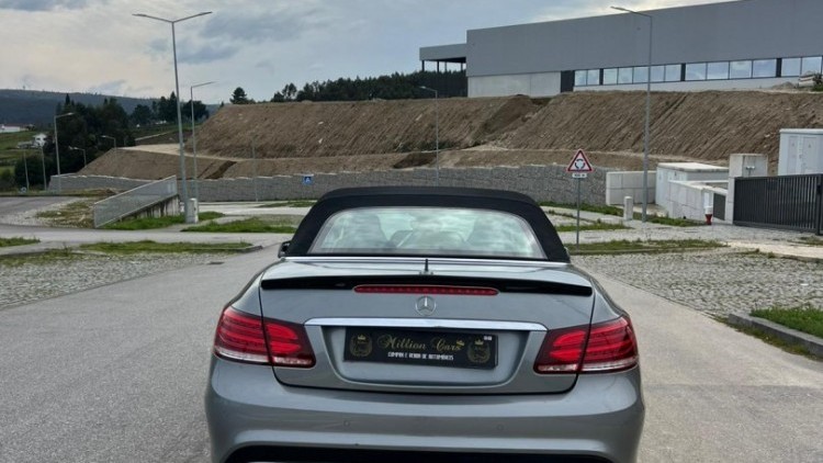 Mercedes-Benz Classe E 250 BI TURBO CABRIO AMG