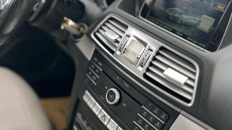 Mercedes-Benz Classe E 250 BI TURBO CABRIO AMG