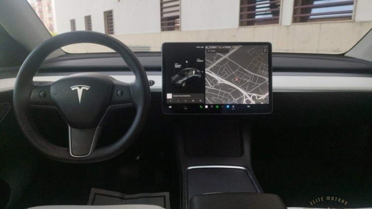 Tesla Model Y Long Range Dual Motor AWD