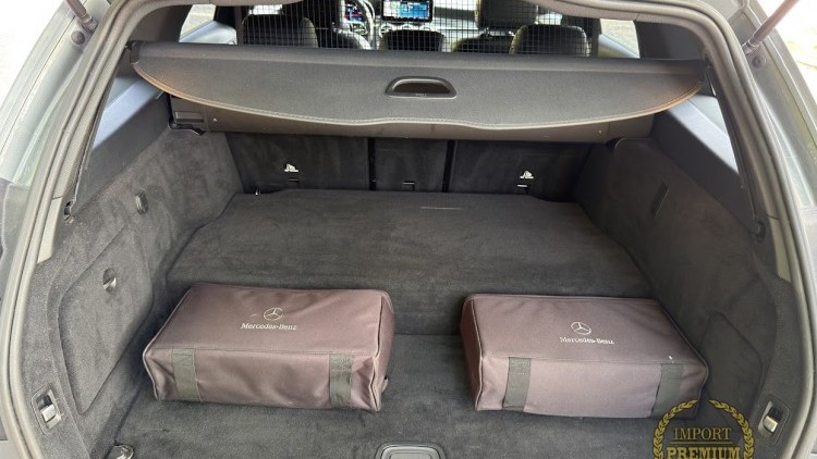 Mercedes-Benz Classe C 300 de Avantgarde Pack Night