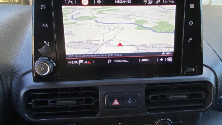 Citro&euml;n Berlingo 1.6 BlueHDI 100cv CARPLAY e CAMARA