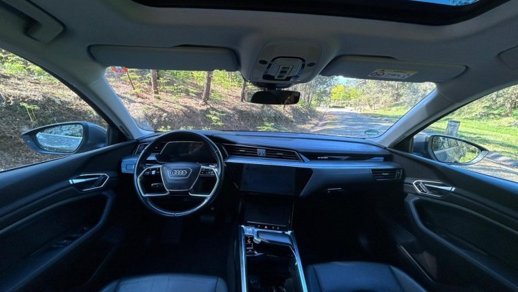 Audi E-Tron 50 quattro Advanced