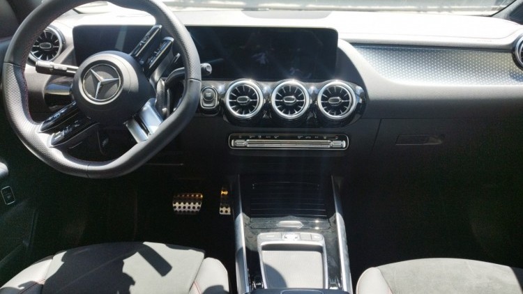 Mercedes-Benz Eqa 250+ AMG NIGHT