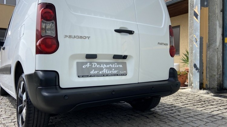 Peugeot Partner 1.6 Hdi 100cv GPS + C&acirc;mara
