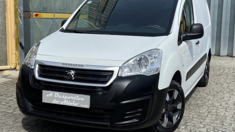 Peugeot Partner 1.6 Hdi 100cv GPS + C&acirc;mara