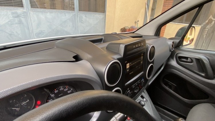 Peugeot Partner 1.6 Hdi 100cv GPS + C&acirc;mara