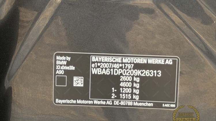 BMW S&eacute;rie X - X3 30e xDrive Pack M