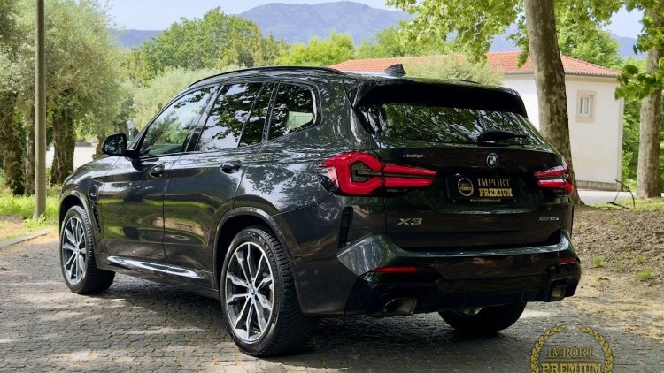 BMW S&eacute;rie X - X3 30e xDrive Pack M