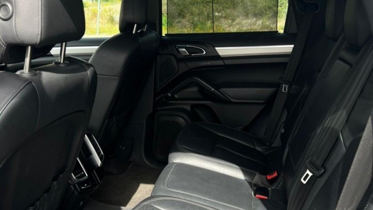 Porsche Cayenne 3.0 D