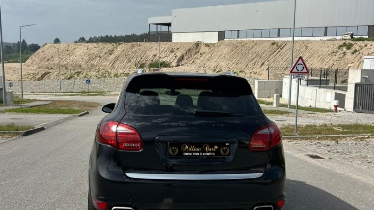 Porsche Cayenne 3.0 D